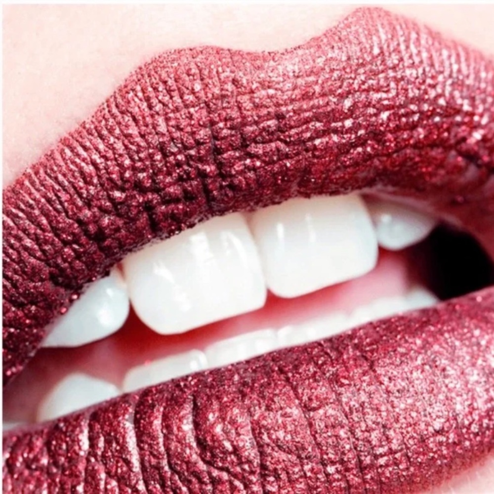 uoma beauty badass extra AF lipgloss lipstick Grace extra rare vivid sparkle NWT - Picture 2 of 10